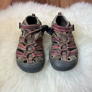 Keen Red and Brown Newport Adventure Sandals • Size 10